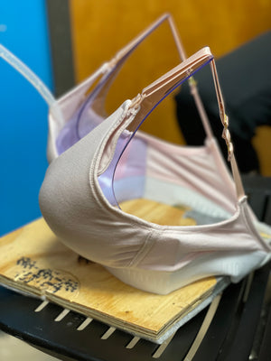 Lunnie in the Lab: Leakproof layer up to 6x more absorbent than competitors